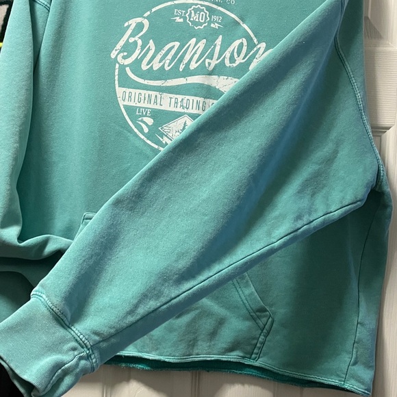Branson Graphic Teal Sweatshirt - Picture 5 of 8